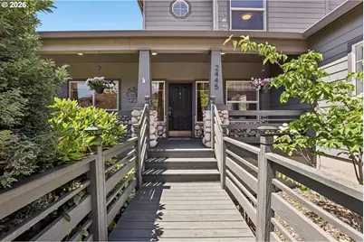 2445 W 10th St, Washougal, WA 98671 - Photo 2