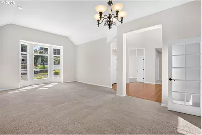 285 SE Avondale Way, Gresham, OR 97080 - Photo 6