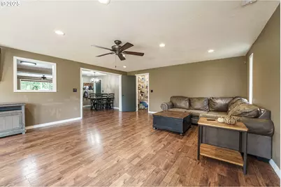 569 22nd St, Washougal, WA 98671 - Photo 14