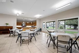 1400 Candlelight Dr, Eugene, OR 97402 - Photo 32