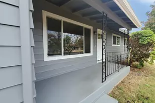 13050 SE Morrison St, Portland, OR 97233 - Photo 2