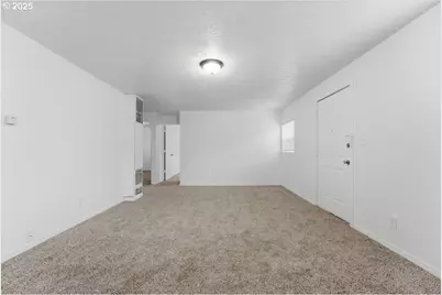 18427 SE Yamhill St, Gresham, OR 97233 - Photo 20