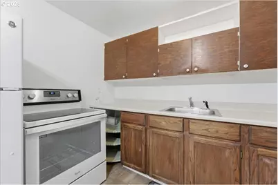 18427 SE Yamhill St, Gresham, OR 97233 - Photo 32