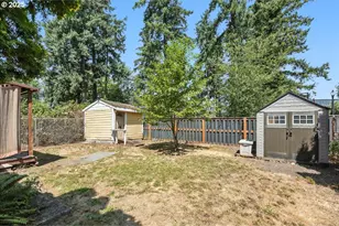 18427 SE Yamhill St, Gresham, OR 97233 - Photo 8