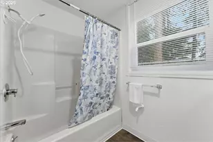 18427 SE Yamhill St, Gresham, OR 97233 - Photo 26