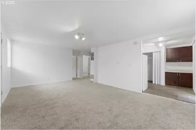 18427 SE Yamhill St, Gresham, OR 97233 - Photo 38