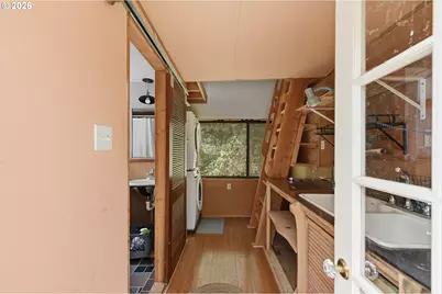 93044 Poplar Ln, Coos Bay, OR 97420 - Photo 20