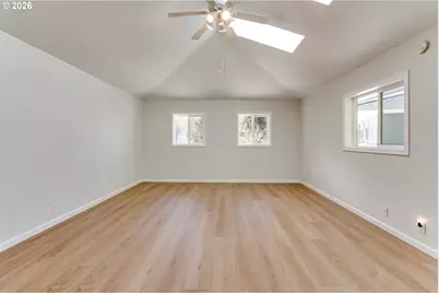 91082 Leashore Dr, Vida, OR 97488 - Photo 36