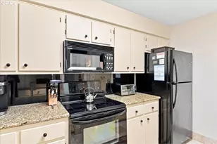 4701 NE 77th Ave, Vancouver, WA 98662 - Photo 14