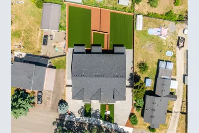 619 E Heintz, Molalla, OR 97038 - Photo 4