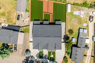 619 E Heintz, Molalla, OR 97038 - Photo 4