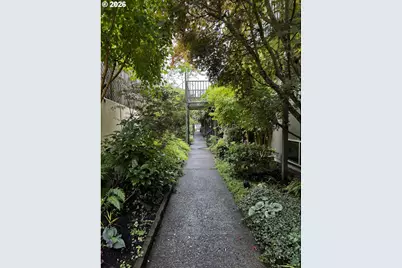 4059 Donald St #H, Eugene, OR 97405 - Photo 26
