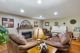 955 Albert Dr SE, Salem, OR 97302 - Photo 10