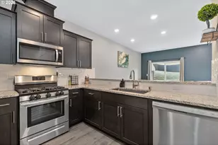 2401 S Brookside Pl, Ridgefield, WA 98642 - Photo 6
