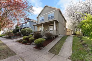 9743 N Portsmouth Ave, Portland, OR 97203 - Photo 2
