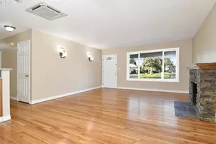 13570 SW Watkins Ave, Portland, OR 97223 - Photo 6