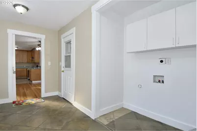 13570 SW Watkins Ave, Portland, OR 97223 - Photo 12