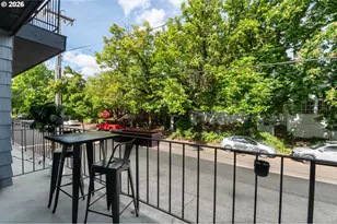 1827 NE Multnomah St, Portland, OR 97232 - Photo 22