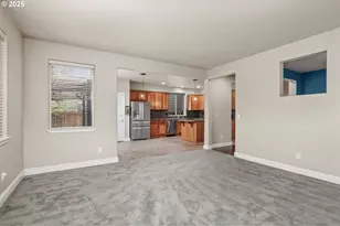 2073 SE 48th Ave, Hillsboro, OR 97123 - Photo 8