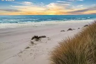 1309 NW Bayshore Dr, Waldport, OR 97394 - Photo 44