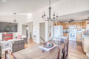 1309 NW Bayshore Dr, Waldport, OR 97394 - Photo 20