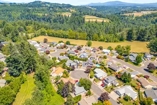 4167 SE Topaz Ct, Troutdale, OR 97060 - Photo 42