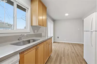 822 S Columbia St, Newberg, OR 97132 - Photo 30