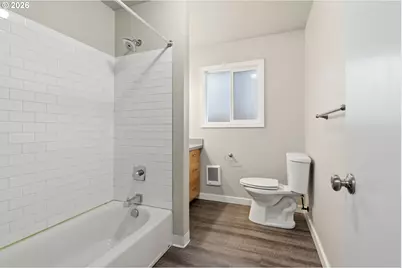 822 S Columbia St, Newberg, OR 97132 - Photo 16