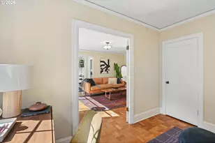 2336 SW Osage St, Portland, OR 97205 - Photo 26