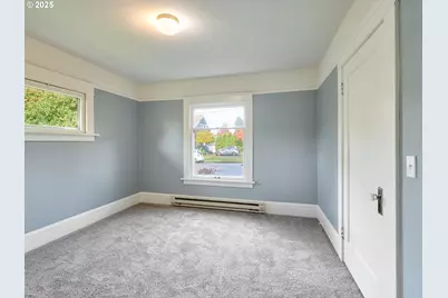 308 A St, Silverton, OR 97381 - Photo 16