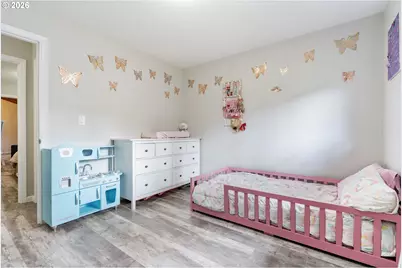 2237 SE 139th Ave, Portland, OR 97233 - Photo 16