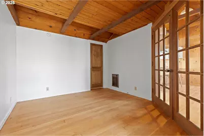 6538 NE Logan Rd, Lincoln City, OR 97367 - Photo 10