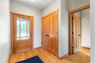 855 5th Ave, Mosier, OR 97040 - Photo 8