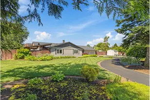 18004 NE 18th St, Vancouver, WA 98684 - Photo 2