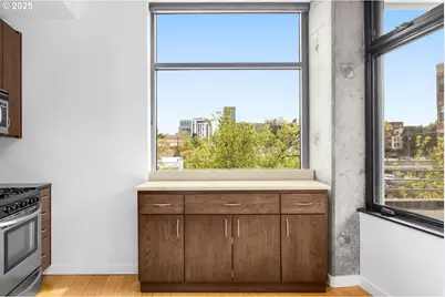 1234 SW 18th Ave, Portland, OR 97205 - Photo 6