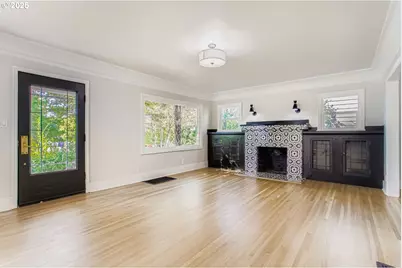 1815 N Ainsworth St, Portland, OR 97217 - Photo 8