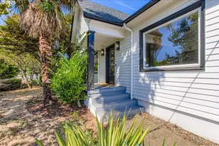 1815 N Ainsworth St, Portland, OR 97217 - Photo 4