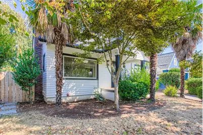1815 N Ainsworth St, Portland, OR 97217 - Photo 2