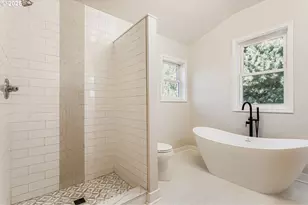 1815 N Ainsworth St, Portland, OR 97217 - Photo 20