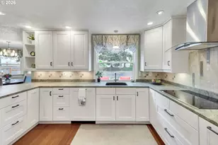 16431 NW Charlais St, Beaverton, OR 97006 - Photo 8