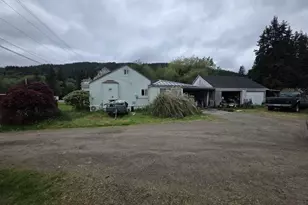 1305 Park Ave, Raymond, WA 98577 - Photo 4