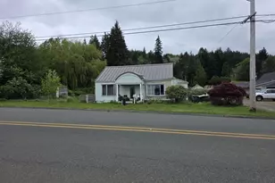 1305 Park Ave, Raymond, WA 98577 - Photo 1
