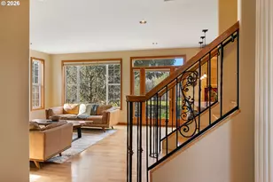 4050 Sylvester Dr, Hood River, OR 97031 - Photo 10