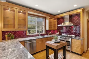 4050 Sylvester Dr, Hood River, OR 97031 - Photo 14