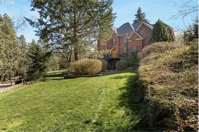 4050 Sylvester Dr, Hood River, OR 97031 - Photo 8