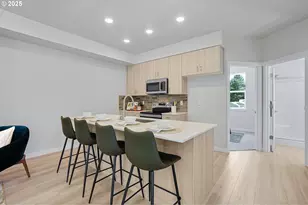 15139 E Burnside, Portland, OR 97233 - Photo 6