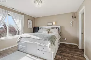 967 E 16th St, Lafayette, OR 97127 - Photo 16