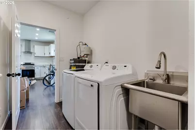 1332 SE Strong Ave, Roseburg, OR 97470 - Photo 24