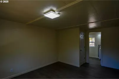 2193 Canyonville Riddle Rd, Riddle, OR 97469 - Photo 18