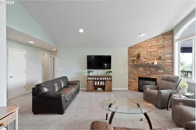 5220 Madrona Heights Dr NE, Silverton, OR 97381 - Photo 10